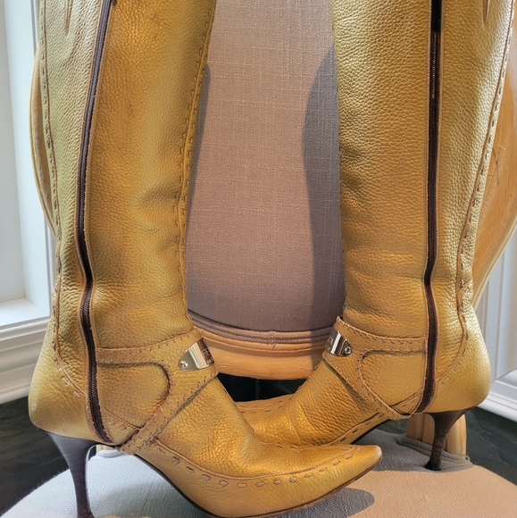 Vintage-FENDI Selleria GOLD leather boots - Picture 11 of 12